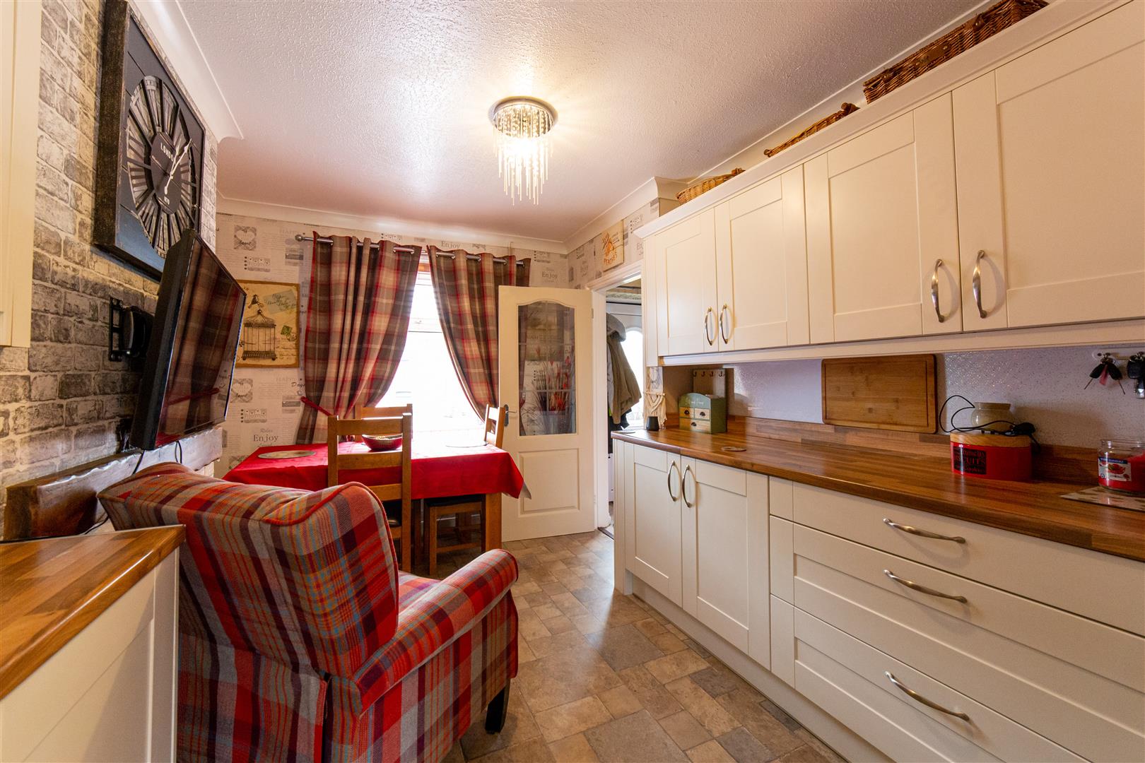 Channel View, Penygarn, Pontypool One2One Estate Agents